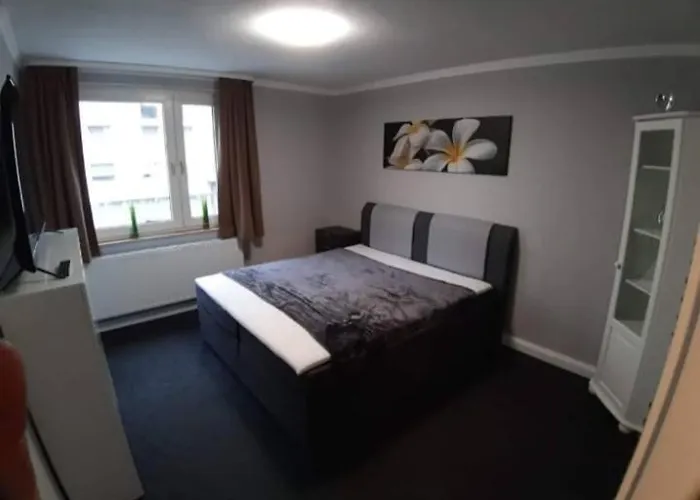 Gepflegte Schoene Ferienwohnung Mitten In Der Stadt